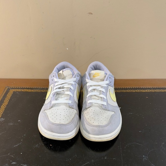 Nike Dunk Low Easter Purple Yellow FJ4642-536 Girl’s Size 2.5Y - Picture 2 of 5